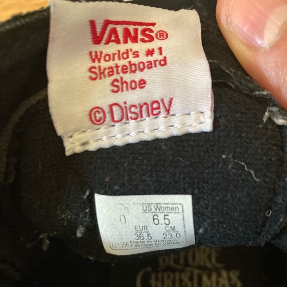 Vans x Disney Nightmare Before Christmas women’s size 6.5 - Picture 7 of 7